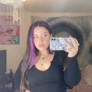 Meet your Posher, Isabella